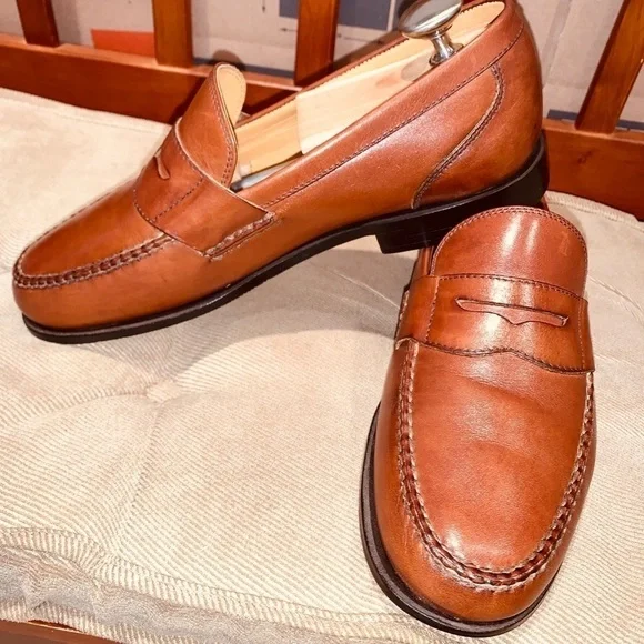 Rockport Classic Leather Penny loafer. - Picture 2 of 14